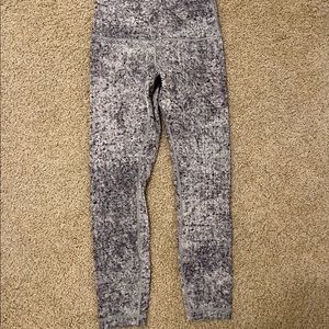 Lululemon cropped leggings size 8